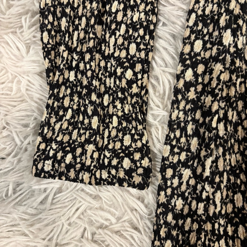 Dex Black and White Floral Long Sleeve Dress - Picture 9 of 10